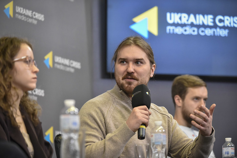 Vladyslav Tsvirkun during the Expert Discussion on Virtual Assets